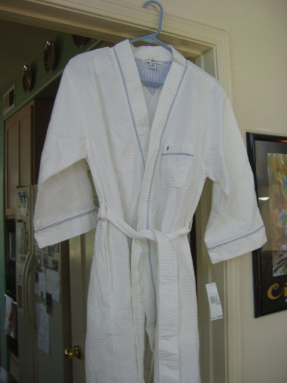 UNIQUE Bridesmaide Gifts!!! 4 Tommy Hilfiger Robes..... Check it out ladies! :  wedding bridesmaids gifts tommy hilfiger robes Wedding Sale 008
