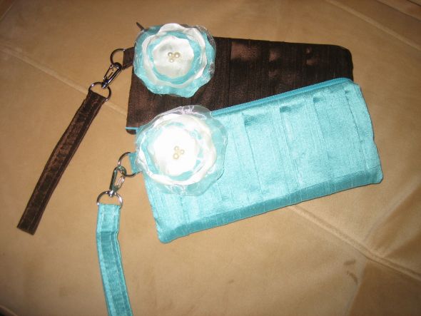 Show me your wedding clutches! :  wedding clutch bags wedding day gifts bridesmaids bridal IMG 4131