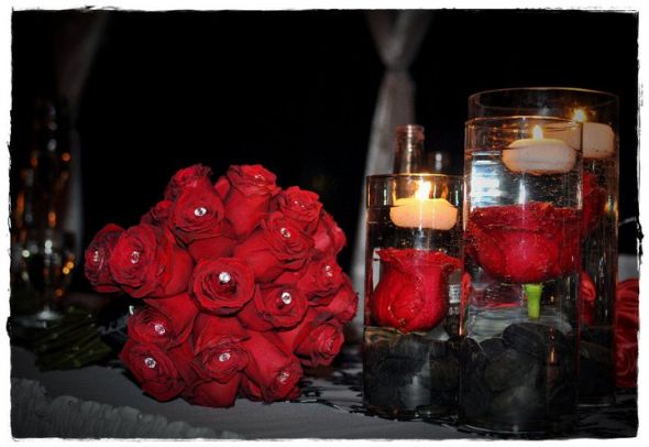 costco or sams club flowers? :  wedding flowers costco sams club Red Bouquet And Centerpiece Pic