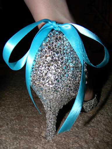 SHOW ME your wedding DIY's and ideas!!!! : wedding reception ceremony bouquets favors centerpiece glassware rings flowergirls ringbeareralternatives BackShoes
