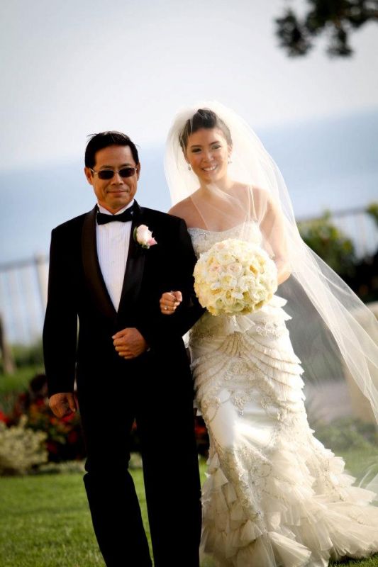calling all Lazaro ladies! :  wedding dress lazaro veil 315956 10150459522459418 598219417 11202545 144542701 N