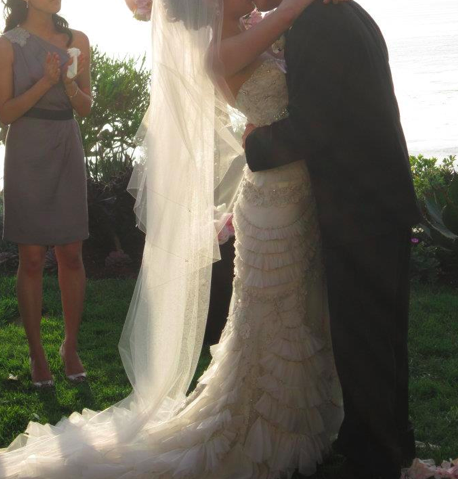 chapel length + fingertip length ivory veil for sale : wedding Screen Shot 2011 10 06 At 7.48.46 PM