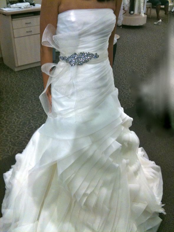 All White by Vera Wang Brides! Show us your dresses! :
wedding white by vera vera wang davids bridal dress IMG 0462
