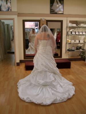 Looking for wedding dress street size 16 wedding size 16 size 18 size 20