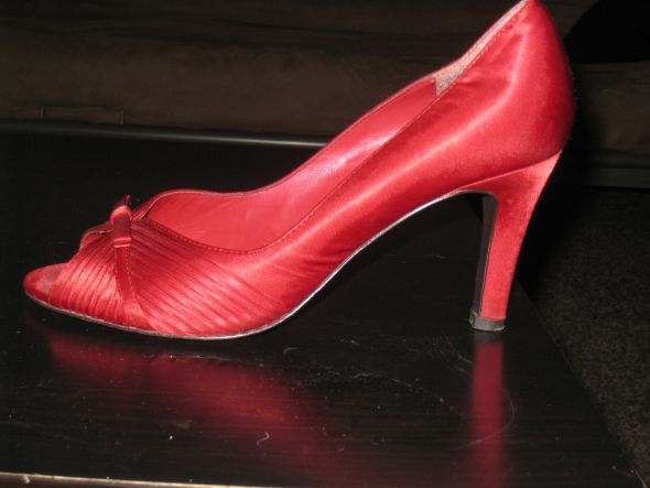Mootsies Tootsies Partygirl Heels- Cherry Red, Size 8.5 :  wedding heels shows red peep toe 1 IMG 2853