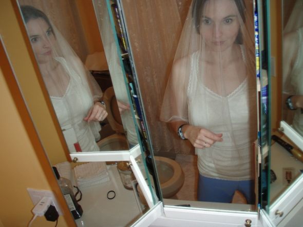 Princess Kate veil came in today!  Pics! :  wedding veil princess kate veil kate veil silk tulle veil P1010264