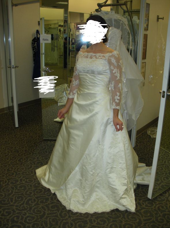 Which one and why? :  wedding DSCN2652 Web 2 HELP!!!  WEDDING DRESS!!! :  wedding DSCN2652 Web 2 