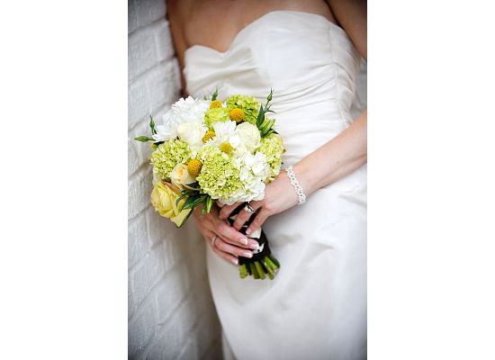 Yellow flowers? :  wedding Halfshot