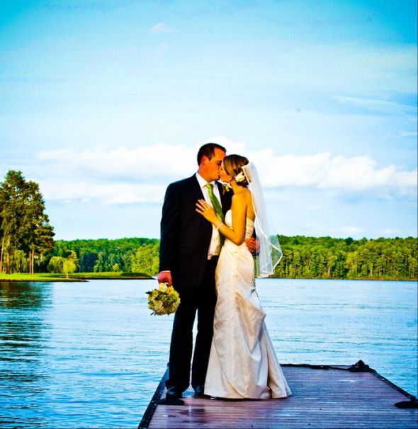 Anyone wearing a plain veil? :  wedding Kiss