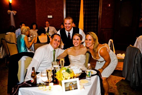 Sweetheart table cons and pros : wedding Table1