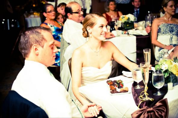 Sweetheart table cons and pros : wedding Table2