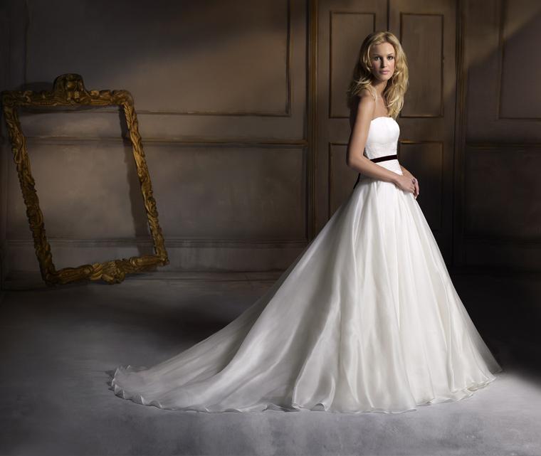 Are any Brides wearing a Splash of BLACK on there wedding dress?? : wedding sashes black sash ivory sash Caroline Castigliano Beauty