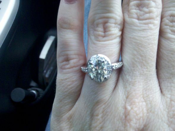Show me your 2ct and over rings! :  wedding diamond moissanite big carat 2 carat 3 carat simulant IMG 20110318 122738