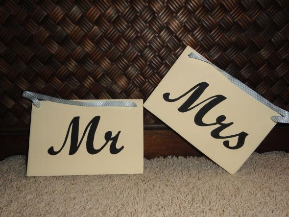 ***Mr. & Mrs. Wedding Signs*** :  wedding ceremony diy reception DSC00753