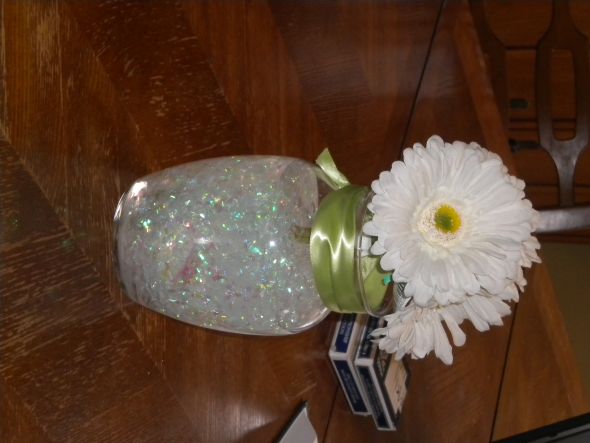 Anyone use Easter Grass??? :  wedding centerpieces budget decor DSCN1590