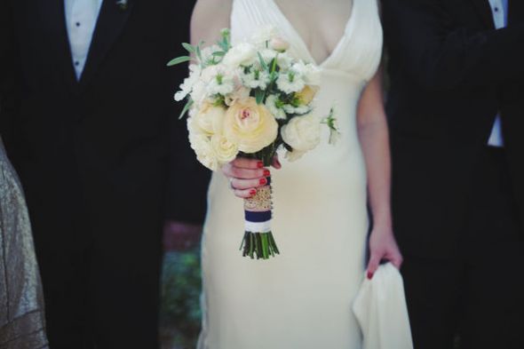 Bouquet Inspiration :D :  wedding 164 Benblood 1144B