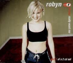 Not related to wedding...WHat should I wear to a 90's themed party? : wedding Robyn