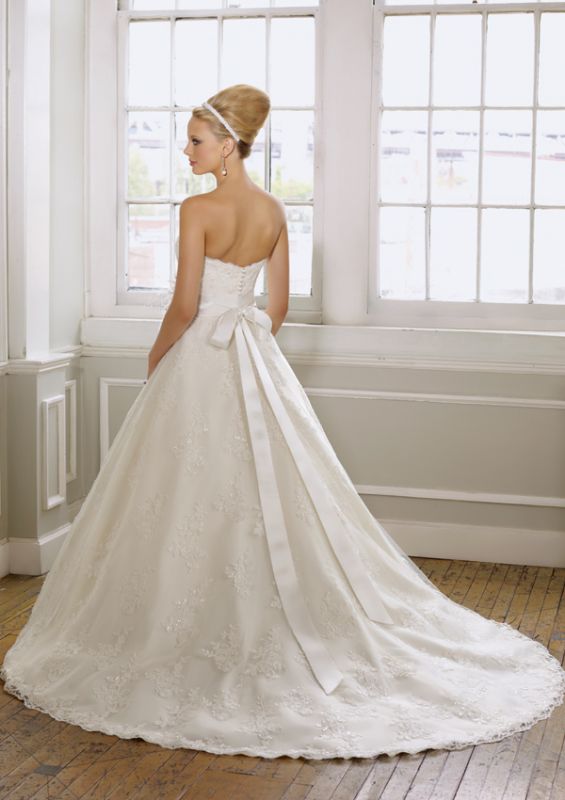 Anyone with a Mori Lee dress? :  wedding mori lee bubble hem strapless wedding dress Img1large