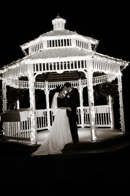 How To Decorate A Gazebo For A Wedding