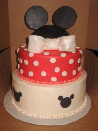 What kind of cake should I do for a Disney Magic and Romance themed wedding