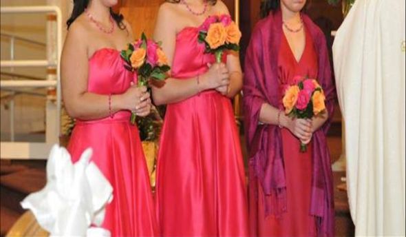 Anyone having a pink and orange wedding?! :  wedding Bridesmaids And Bouquets