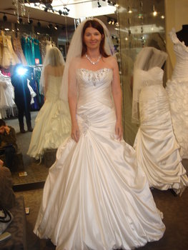 wedding dress poll :  wedding 15db7e09b112c946898229383ff374a1 S