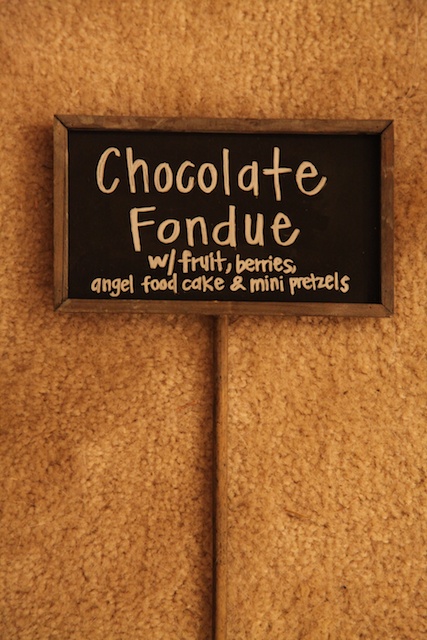 DIY Friday : wedding diy features Weddingsigns2 1 DIY Chalkboard Menus : wedding Weddingsigns2 1