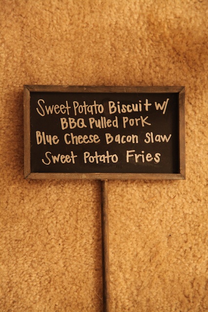 DIY Chalkboard Menus : wedding Weddingsigns3