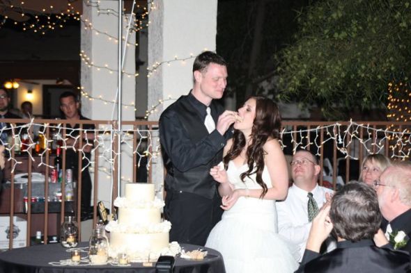 I'm a married lady! [lots-o-pics!] :  wedding wedding ceremony reception garden vintage 190330 1319471204601 1765422225 608601 3163344 N