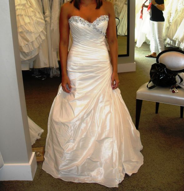 Any ladies alter their dresses to make it look different? :  wedding 2nd Appt