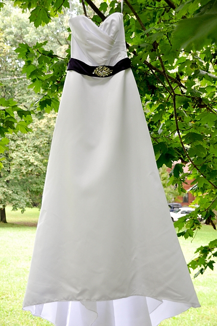Wedding Dress - White, Size 4, Strapless, Sweetheart top, Simple, $200 obo :  wedding white wedding dress size 4 sweetheart ceremony reception 14