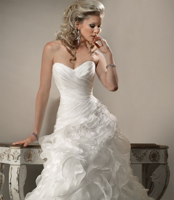 ISO Maggie Sottero Jenna size 46 wedding maggie sottero jenna white 