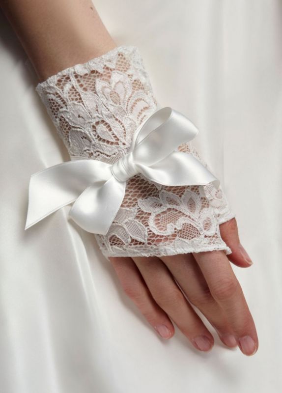 davids bridal fingeless lace gloves- $18 shipped!! : wedding 10gloves