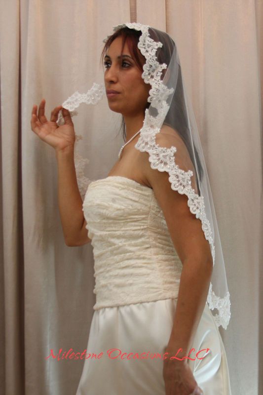 elbow legnth mantilla veil $20 shipped!! after 11/11/11 : wedding veil white mantilla 1veil
