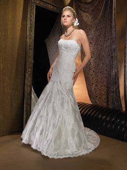 Allure Brides :  wedding Allure8510