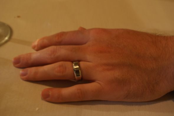 Please post pics of your man's wedding band! :  wedding DSC05021