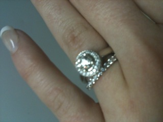 WOULD LOVE TO SEE PICTURE OF HALO RINGS ON FINGERS!! :  wedding Rings