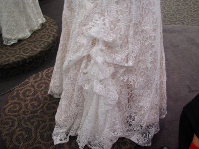 Bustling my David's t9612 :  wedding t9612 bustle tailoring IMG 2382