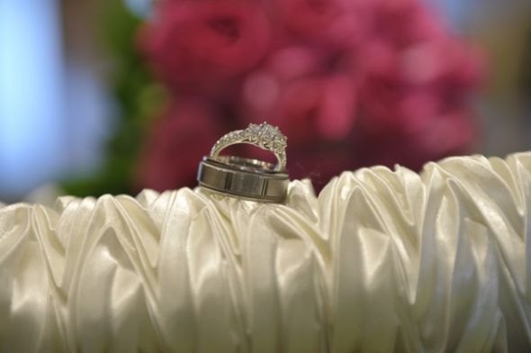 Getting new ring pics taken! Please post your artsy or professional ring porn. :  wedding ring pron artsy picture  4PP3363