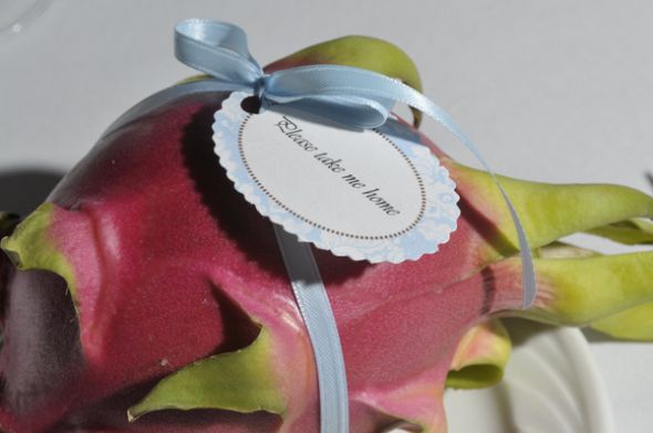 Dragonfruit centrepieces :  wedding dragonfruit fruit centrepiece pink blue ikea Dragonfruit