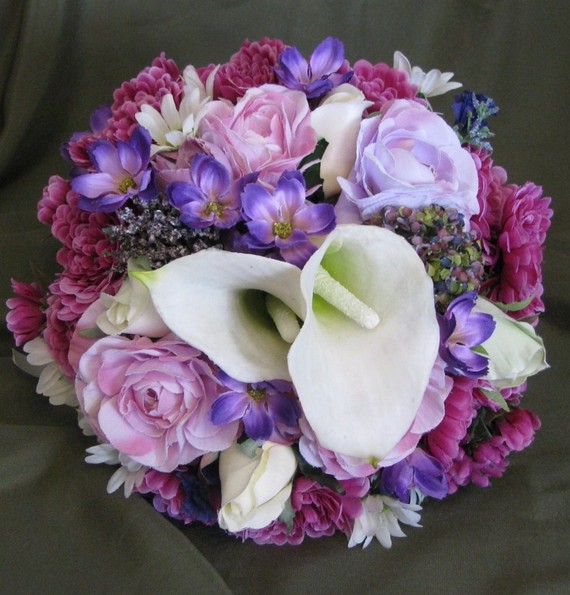 Fake wedding flower arragements