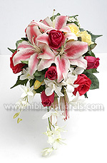 Stargazer+lily+wedding+bouquet