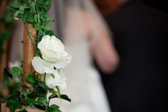 Are pew decorations really necessary? : wedding IMG 0449