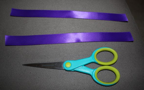 How to Make Square Bows... :  wedding diy bow purple card box teal black blue brown navy gold green orange pink red white ivory yellow silver inspiration 1