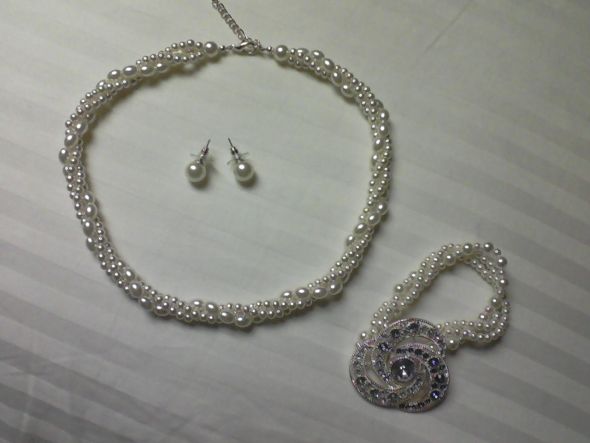 The wedding day jewelry! :  wedding bridal jewelry necklace bracelet earings kohls jcp Kohls Pearls 2