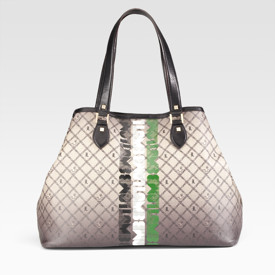 What kind of purse to  you carry? :  wedding Image.axd