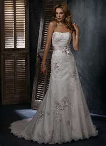 Hair and Makeup Trial :  wedding trial inspiration hair makeup dress maggie sottero geneva ThumbnailCAEOJ2GV