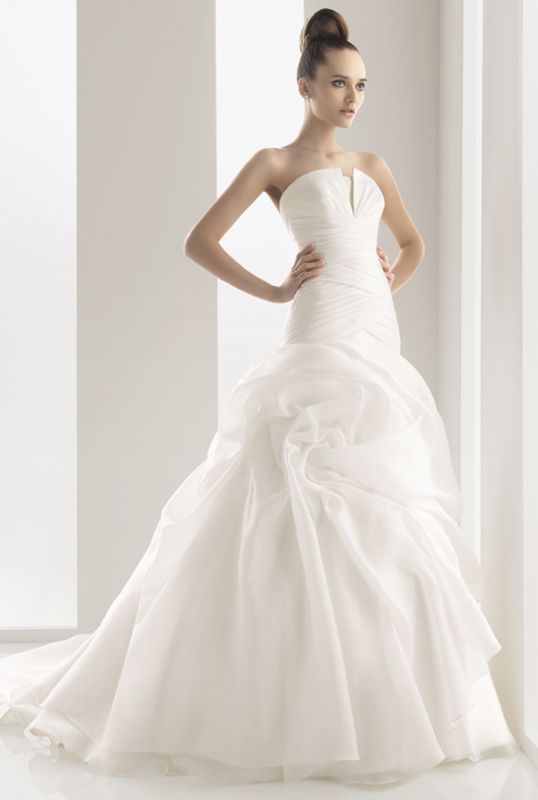 Drop Waist...What's your favorite?! :  wedding pronovias drop waist rosa clara picture dress gown lace 116 Naron 2011