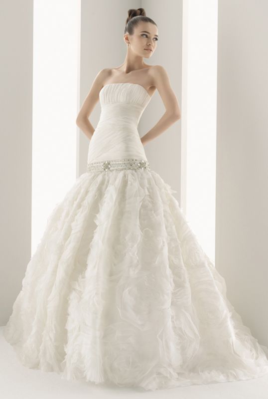 Drop Waist...What's your favorite?! :  wedding pronovias drop waist rosa clara picture dress gown lace 175 Nur