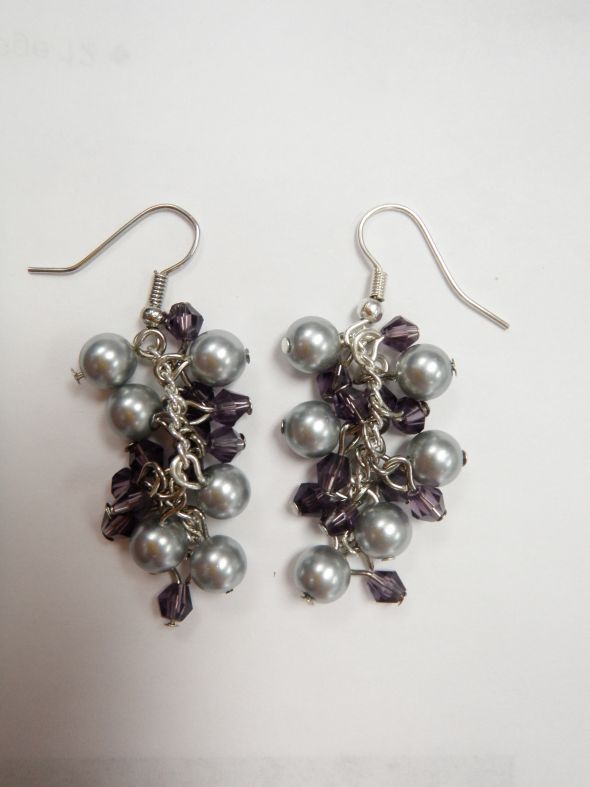 Cascade Bridesmaid Earrings (with link to tutorial) :  wedding bridesmaid jewelry cascade earrings bridesmaid earrings purple silver bridesmaids jewelry Pair
